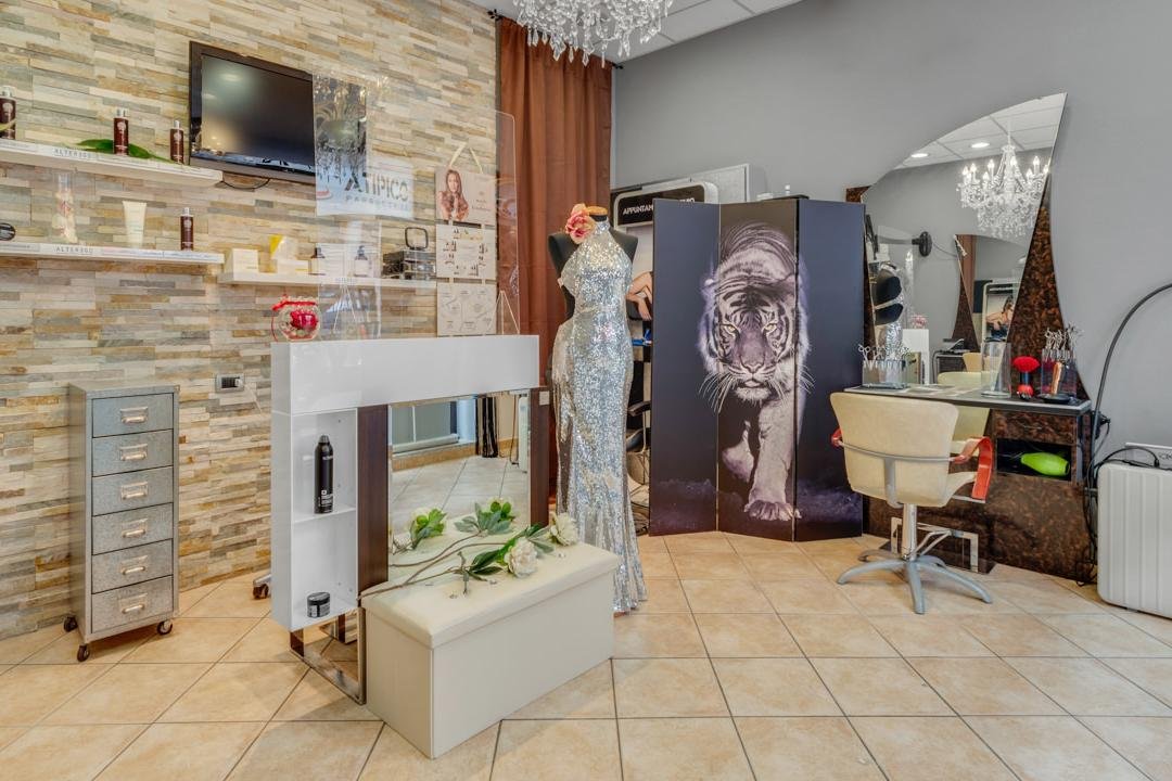 Atipico Parrucchieri, Novara, Piemonte