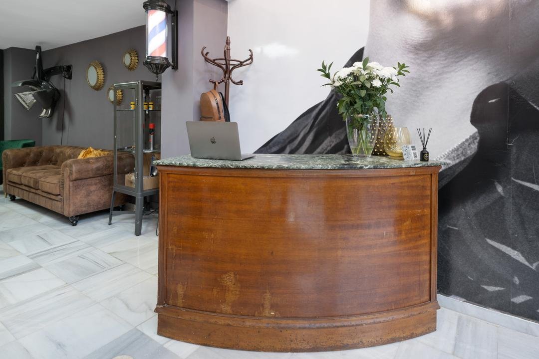 Barber Market, Huelva