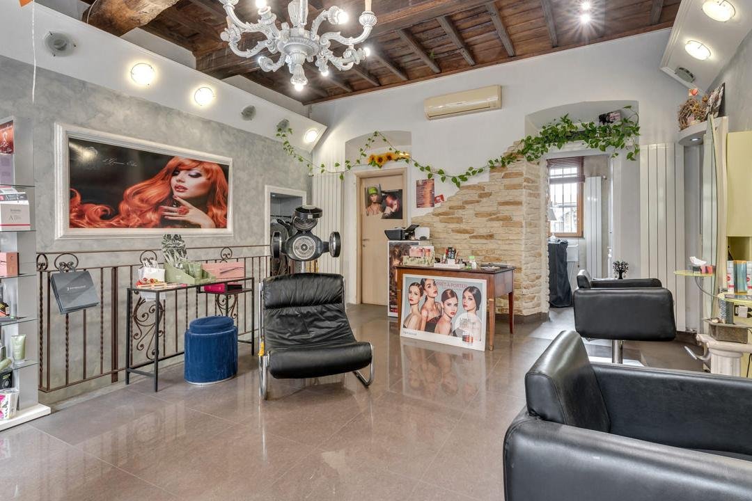 Elybell, Moncalieri, Piemonte