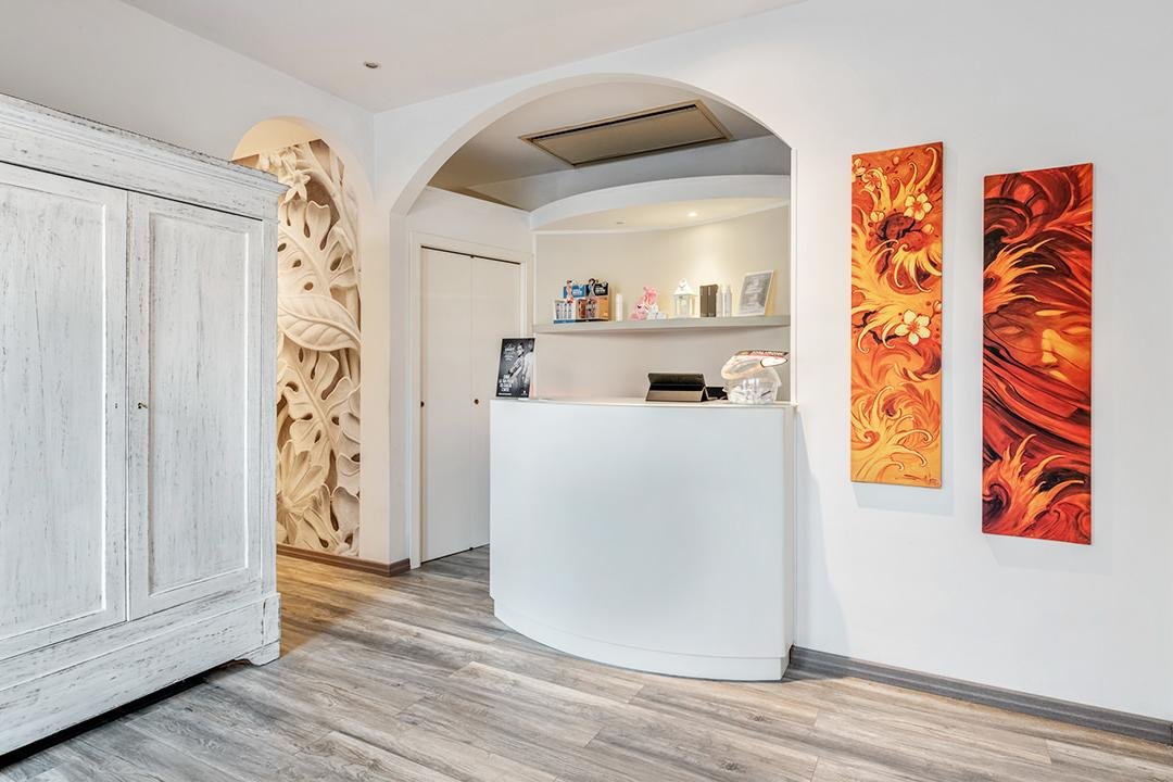 Armonia Estetica, Crocifissa di Rosa, Brescia