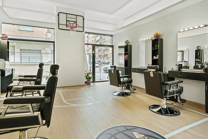 The Doctor's Sport Barbershop - Barbier Roma - Photo de galerie - OneBooking