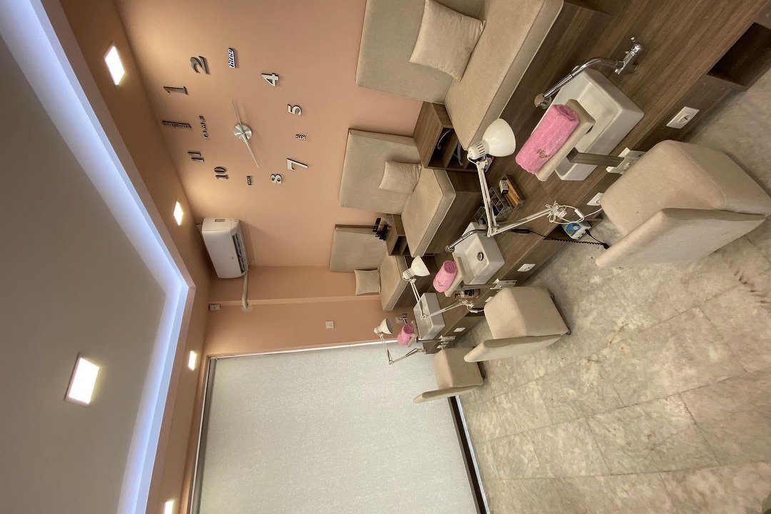 Stavroula's Beauty Academy, Attica