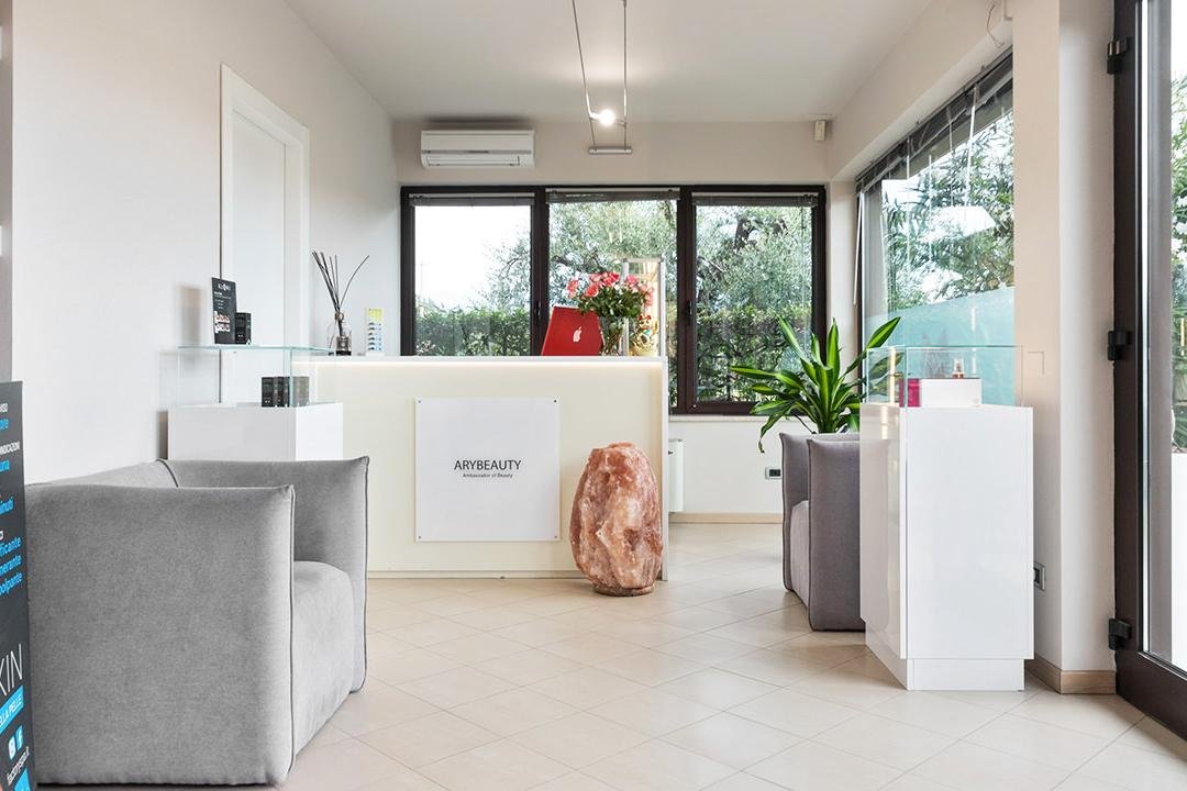 Arybeauty, Lombardia