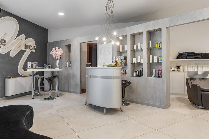 Acconciature Le Miroir - Coiffure Verona - Photo de couverture - OneBooking