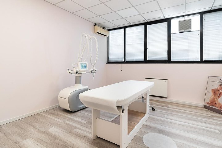 Lux Beauty & Salon - Épilation Arezzo - Photo de galerie - OneBooking