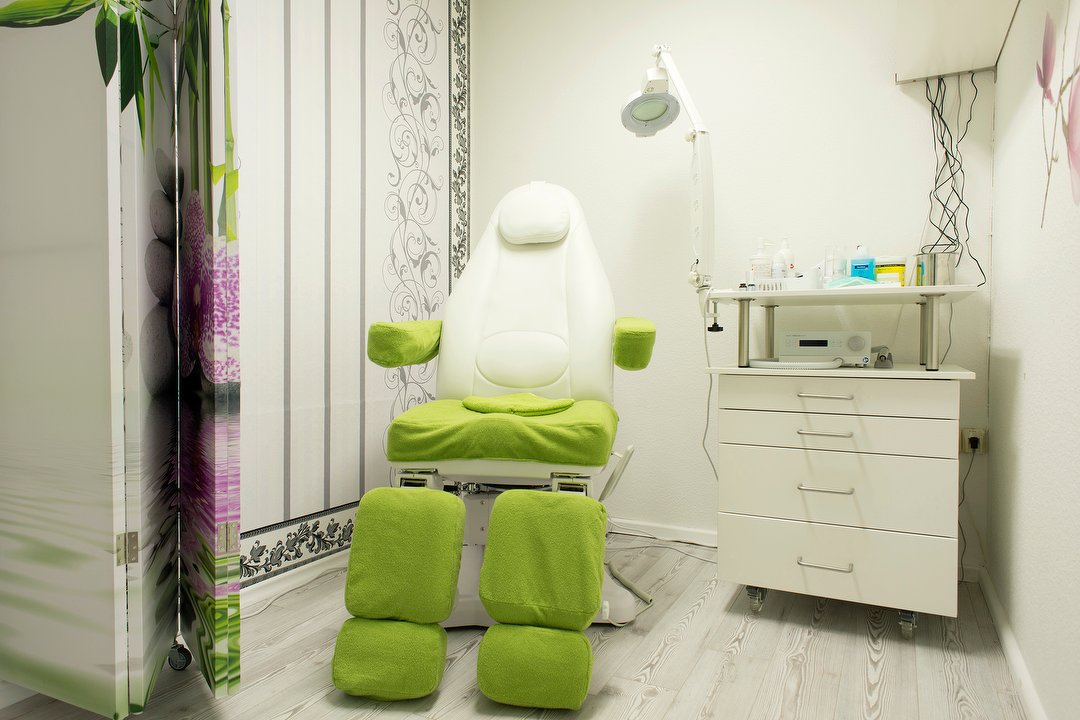Astella Kosmetik by Christina, Friedrichsfelde, Berlin
