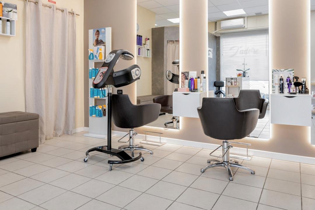 J'Adore Saloon, Cremona, Lombardia