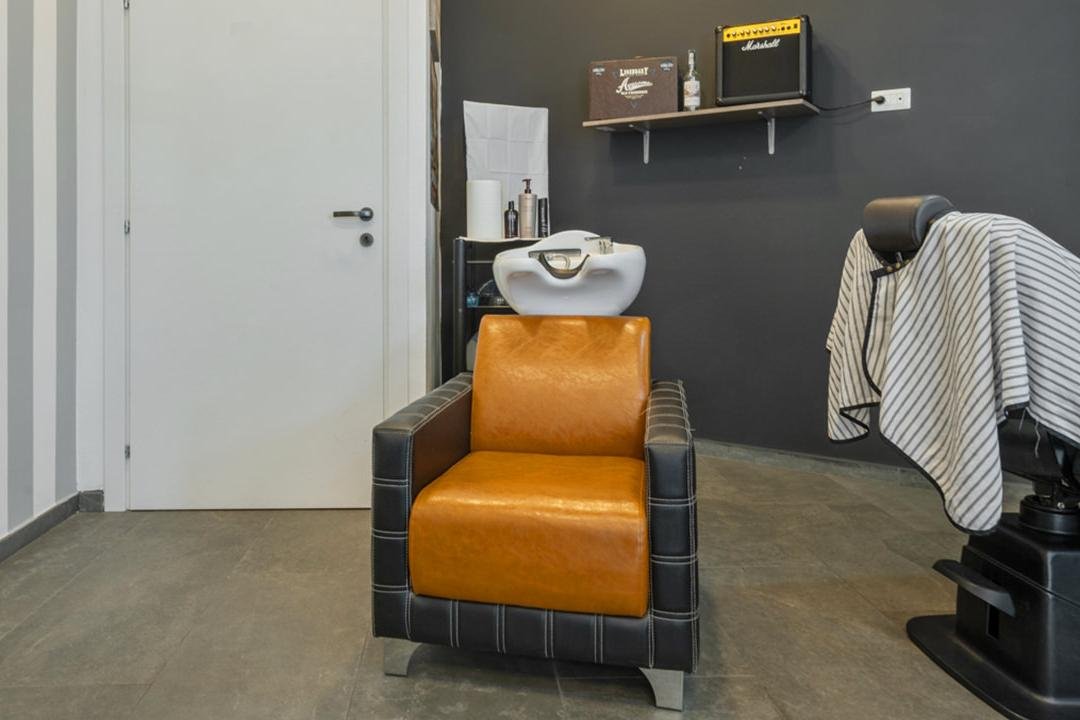 Alex Barber Shop, Anguillara Sabazia