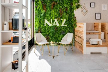 Naz Nails Bar