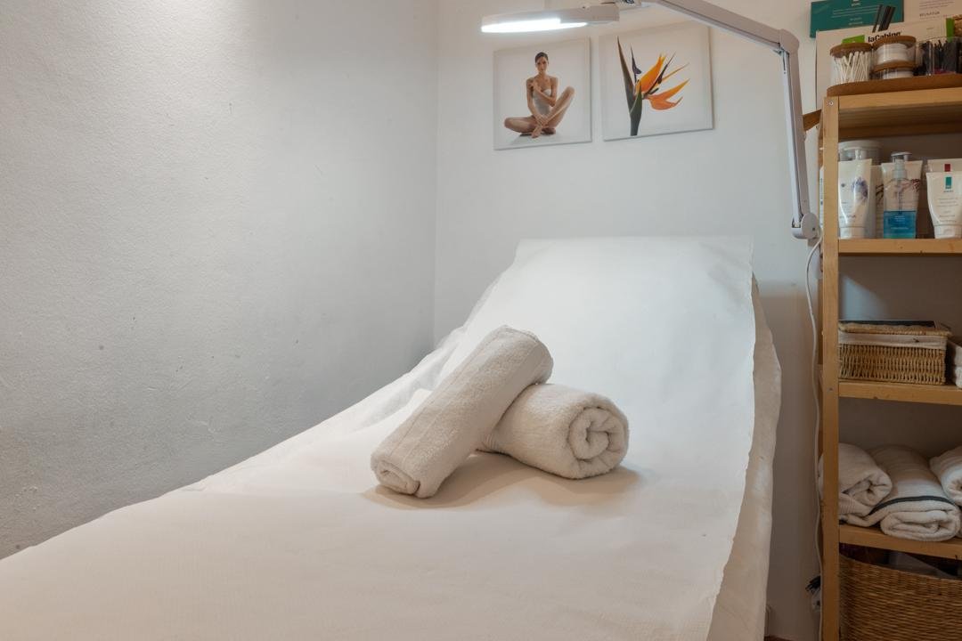 Luxy Nails & Beauty Bar Bisbe Sivilla, Sant Gervasi-Bonanova, Barcelona