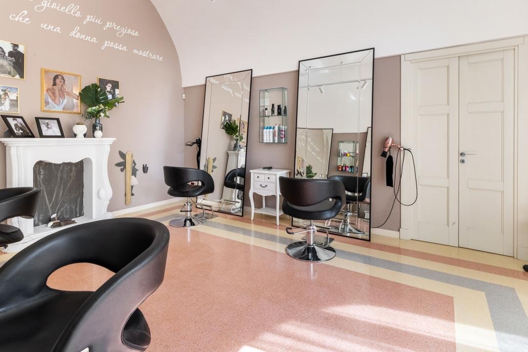 CHsalons Gravina in Puglia, Gravina in Puglia, Città Metropolitana di Bari