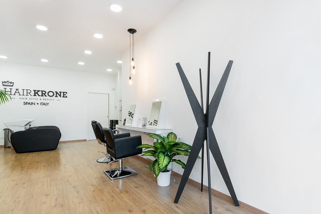 HairKrone, Tradate, Lombardia