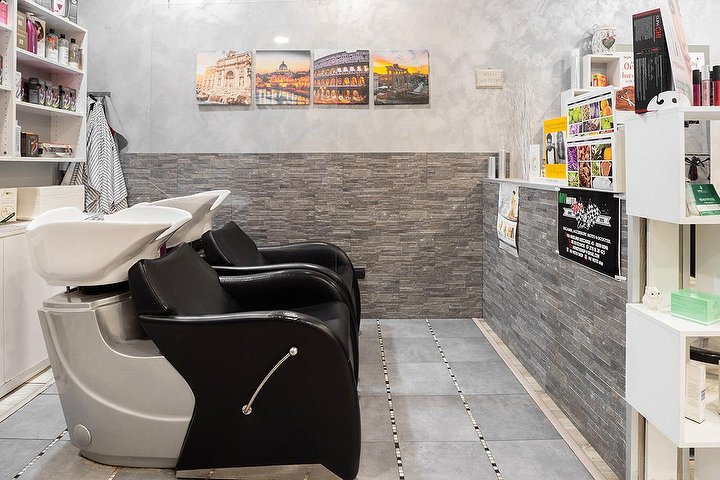 Tagliomania - Ottavia - Coiffure Roma - Photo de galerie - OneBooking