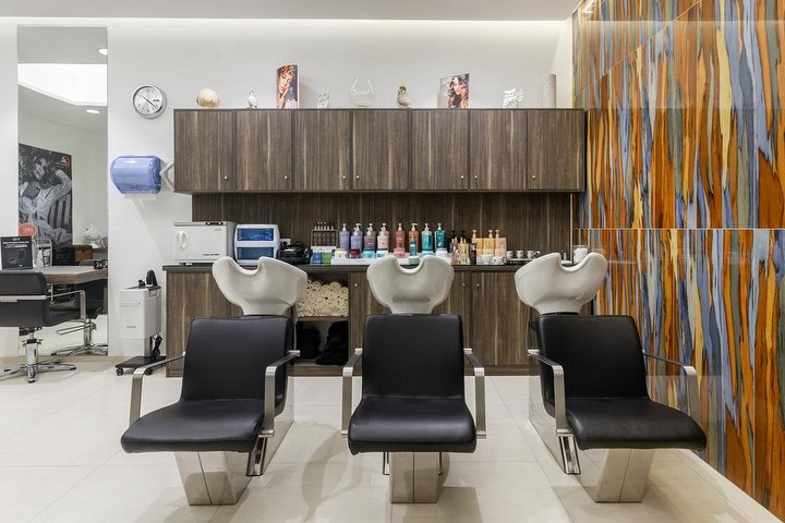 Enphasis Line - Coiffure Lecce - Photo de galerie - OneBooking