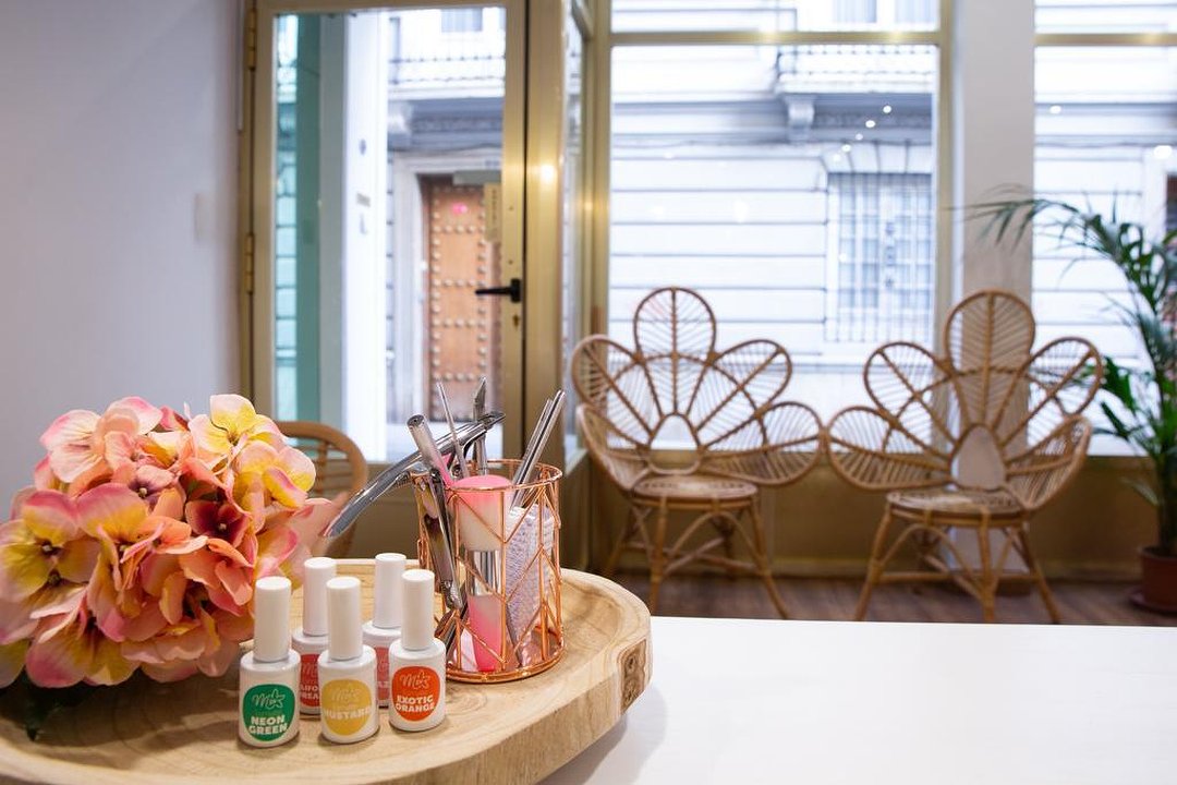 Flamingo Beauty and Nails Bar, Centro-Sagrario, Granada