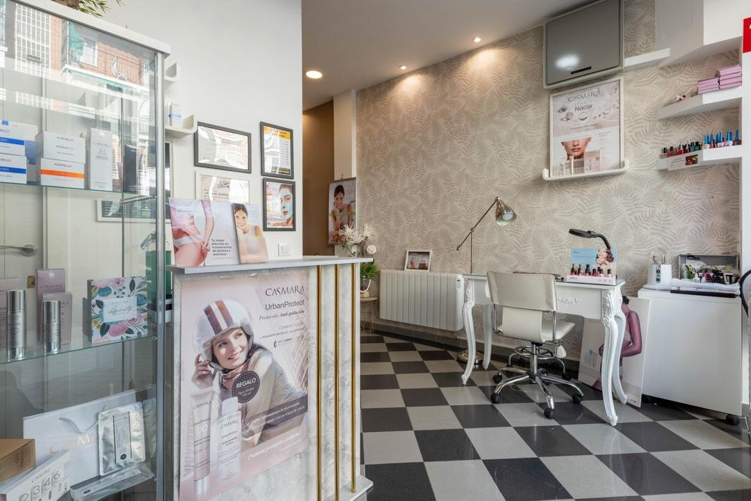 Centro de Estética Adriana Garcia, Pueblo Nuevo, Madrid