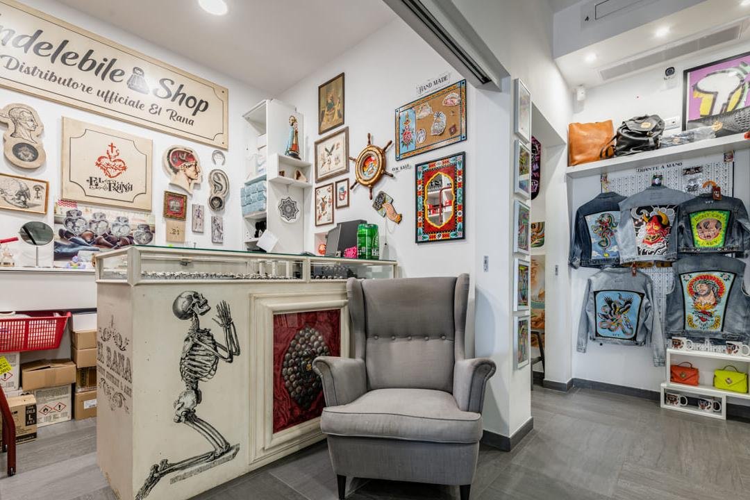 Indelebile tattoo, Torre del Greco, Campania