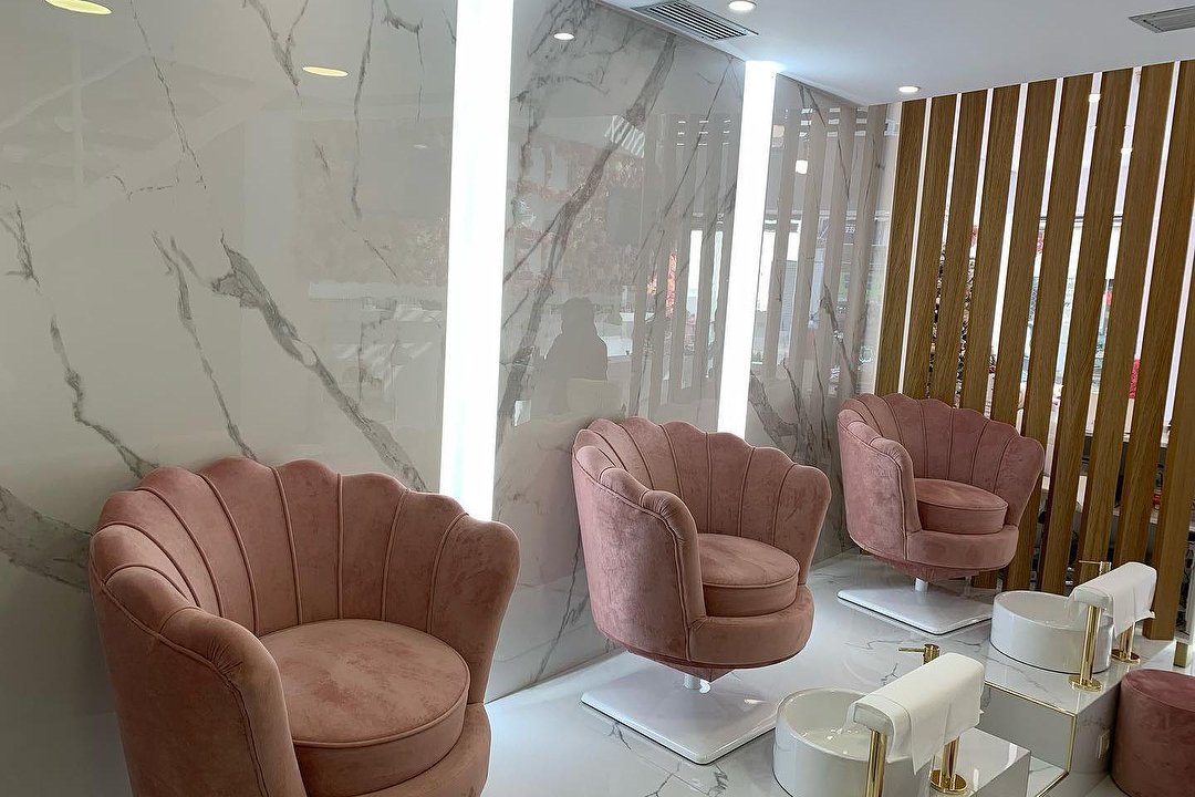 Onyξ Salon, Maroussi, Attica