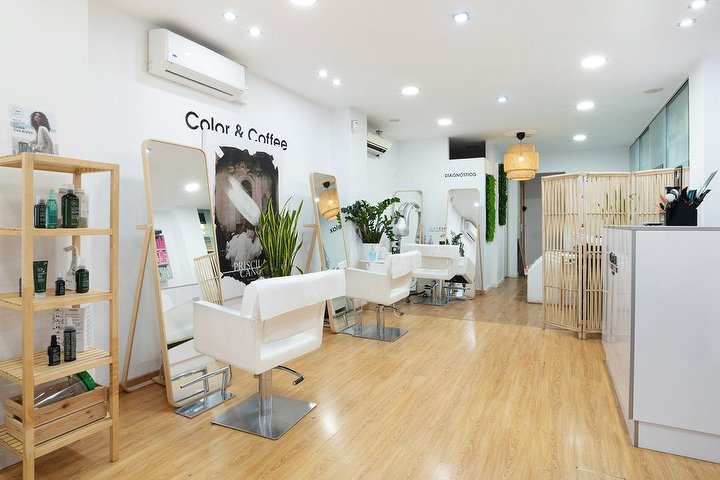 Priscila Cano - Barbier Granada - Photo de galerie - OneBooking