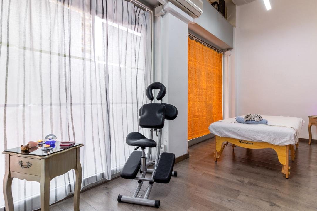 Lorena Trosin Masaje Holístico Terapéutico, la Verneda i la Pau, Barcelona