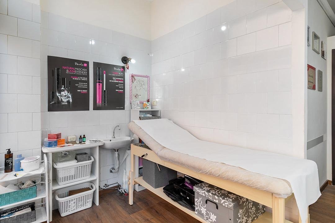 Elisa Di Antonio Nails and Beauty , Terni