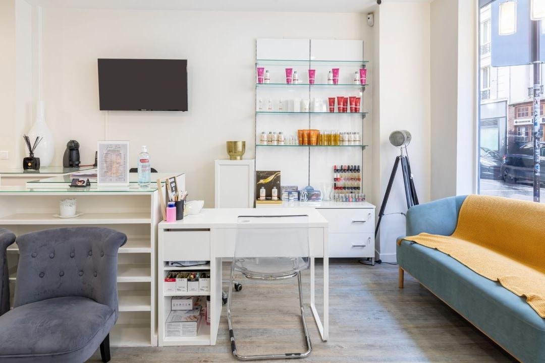 Secrets de beauté by Angelina, Épinettes, Paris