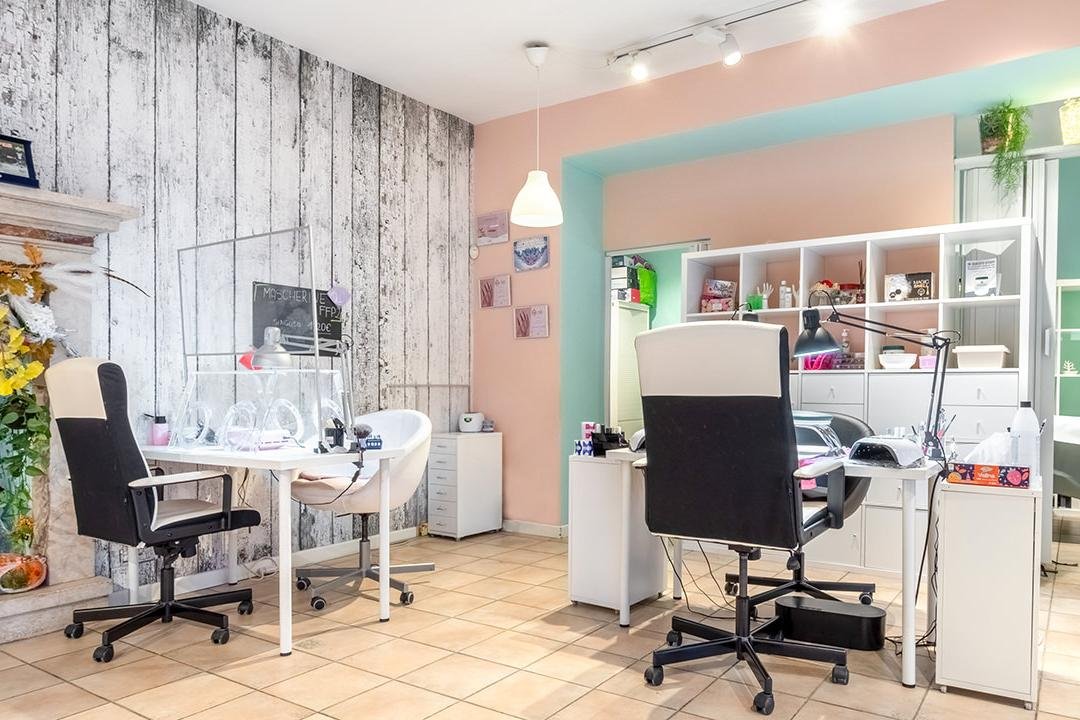 Nailsaly28, Lombardia