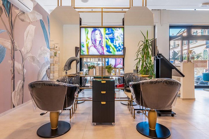 Tagliati per il successo - New Generation - Coiffure Pesaro - Photo de galerie - OneBooking