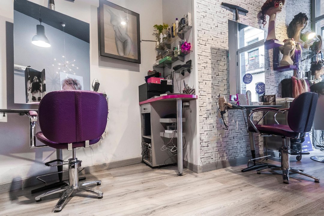 Pareja Perruquers, Vila de Gràcia, Barcelona