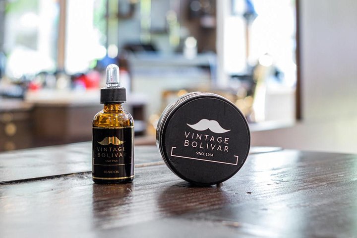 Vintage Bolivar Since 1964 - Barbier Milano - Photo de galerie - OneBooking