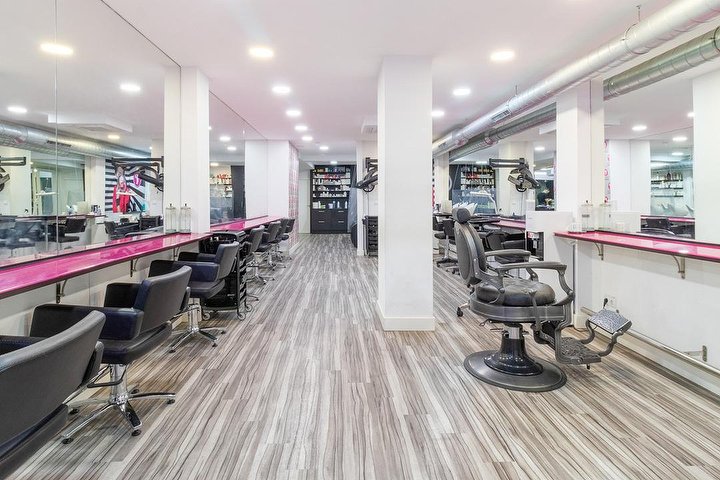 Premier Academy - Barbier Santander - Photo de couverture - OneBooking