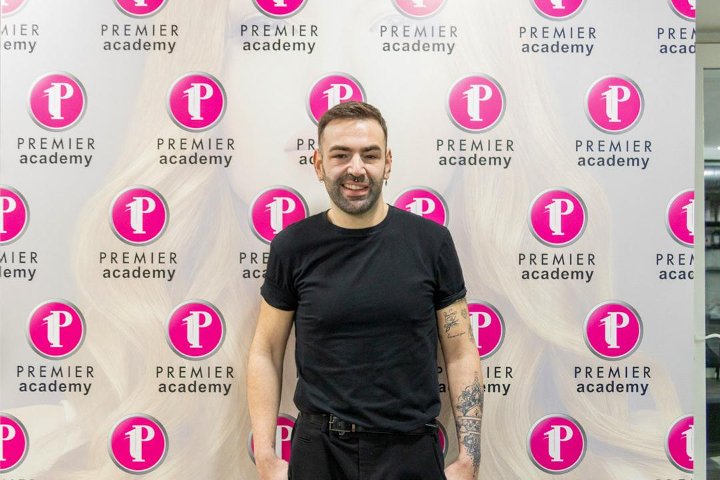Premier Academy - Barbier Santander - Photo de galerie - OneBooking