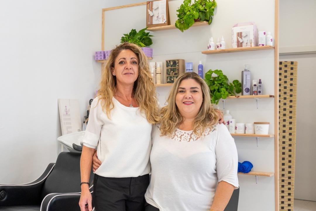 Salon Blooms, Guía de Isora
