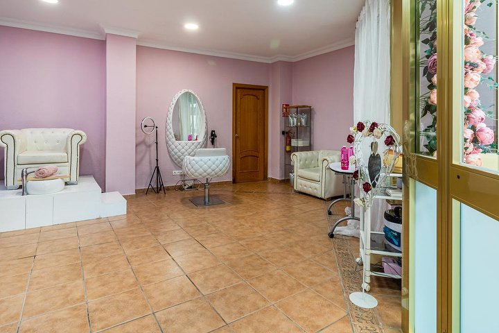 Marine Zakaryan Salón de Belleza - Onglerie Málaga - Photo de galerie - OneBooking