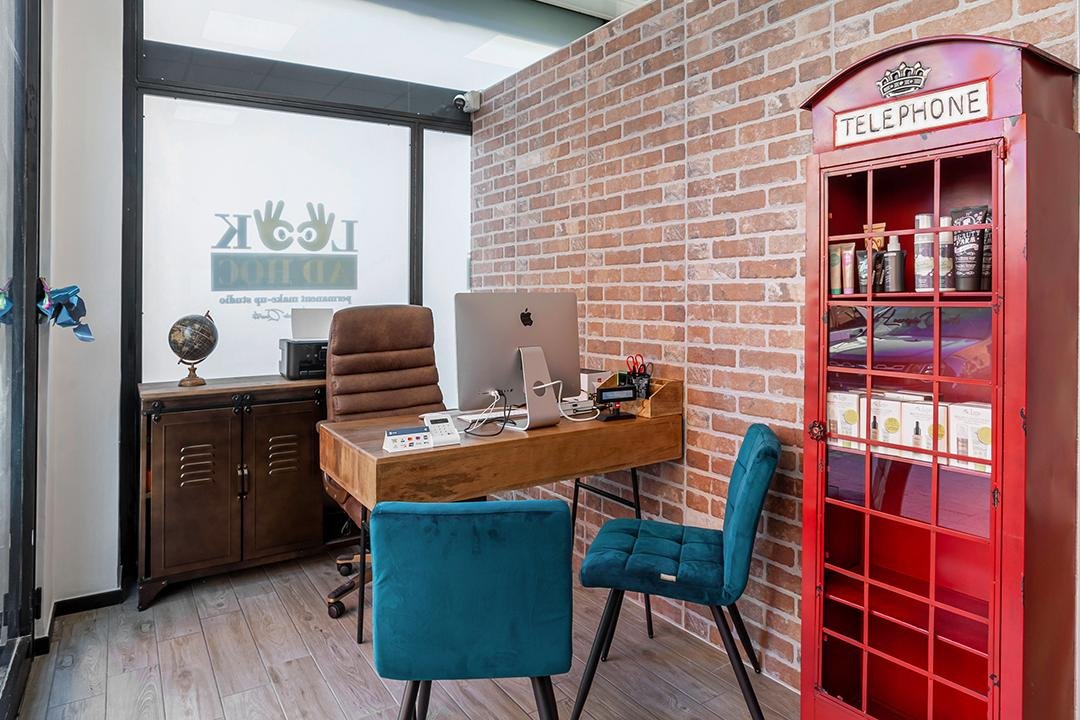 Look Ad Hoc, Picone, Bari