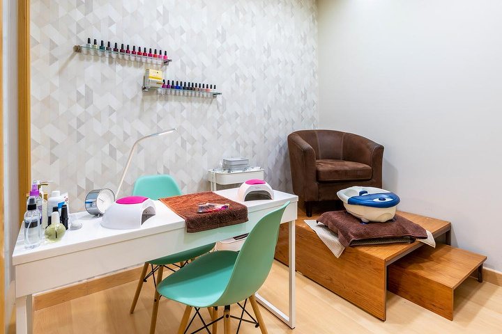 Bukury - Onglerie Granada - Photo de galerie - OneBooking