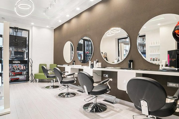 Vanity Donna Pastena - Coiffure Salerno - Photo de galerie - OneBooking
