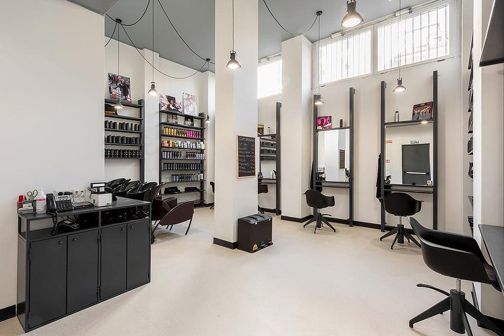 Contesta Rock Hair - Coiffure Milano - Photo de galerie - OneBooking