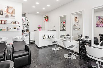 Unique Hair Contouring Specialist