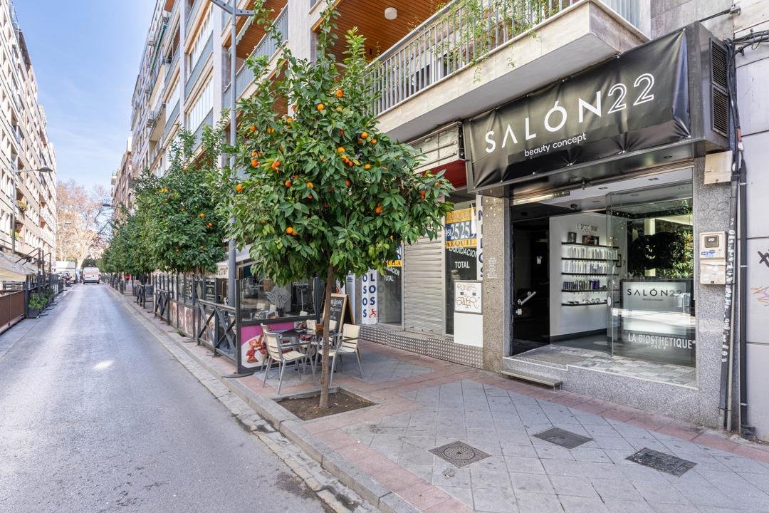 Salón 22 Beauty Concept, Camino de Ronda, Granada