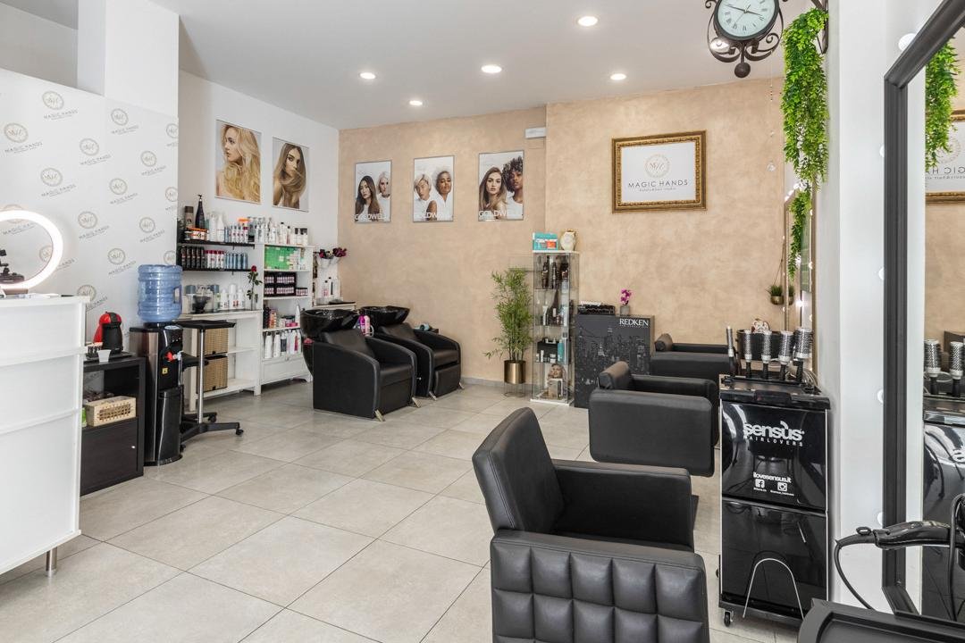 Magic Hands Beauty & Hair Studio, Arrancapins, Valencia