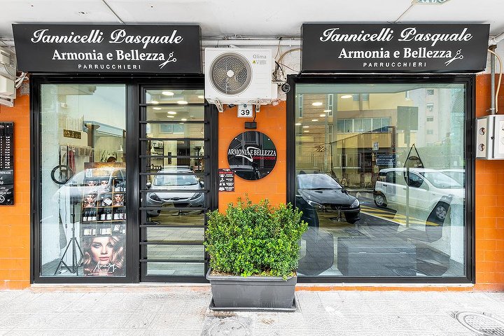 Armonia e Bellezza - Salvo D'Acquisto - Coiffure San Giorgio a Cremano - Photo de galerie - OneBooking