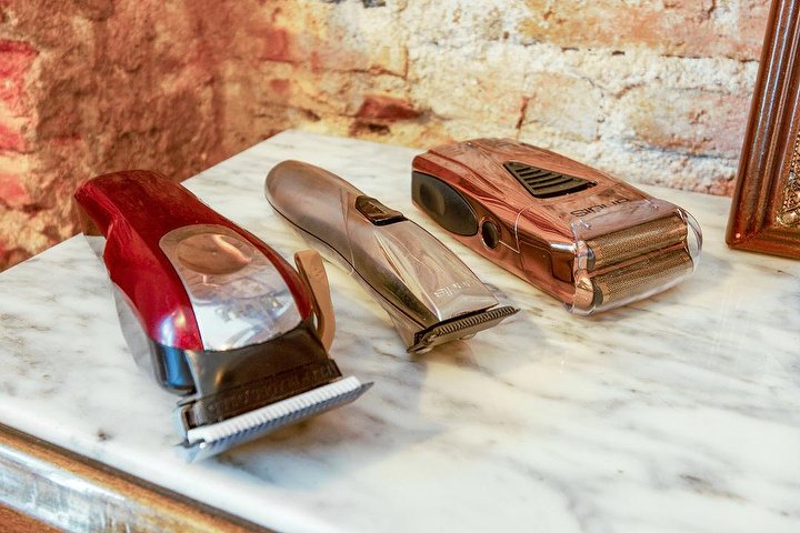 Mr. Braz Steampunk Barbershop - Barbier Barcelona - Photo de galerie - OneBooking
