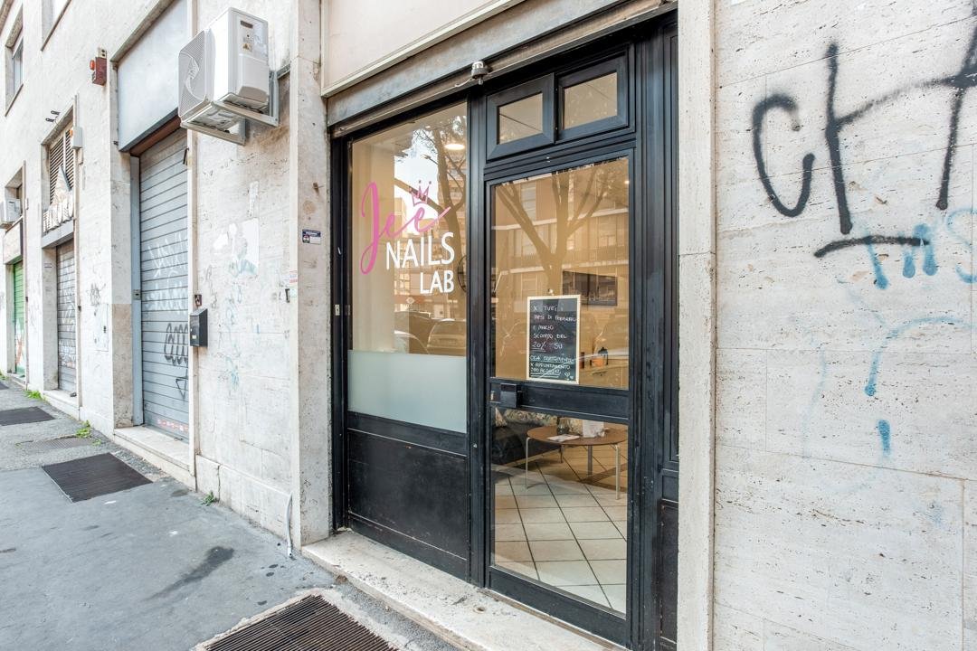 Jee Nails Lab, Navigatori, Roma