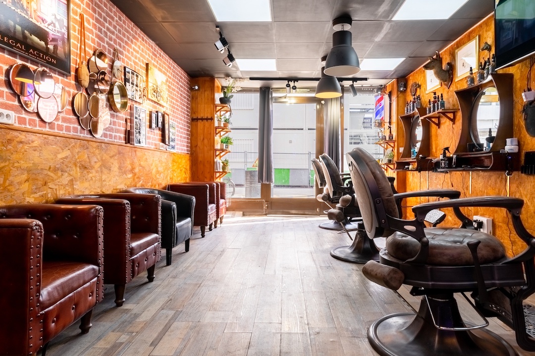 The Trust Barber , Pantin, Seine-Saint-Denis