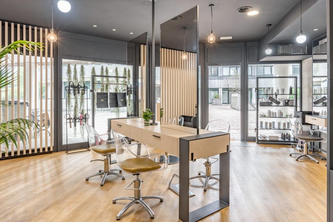 Hair World  Parrucchiere a Como, Lombardia - Treatwell