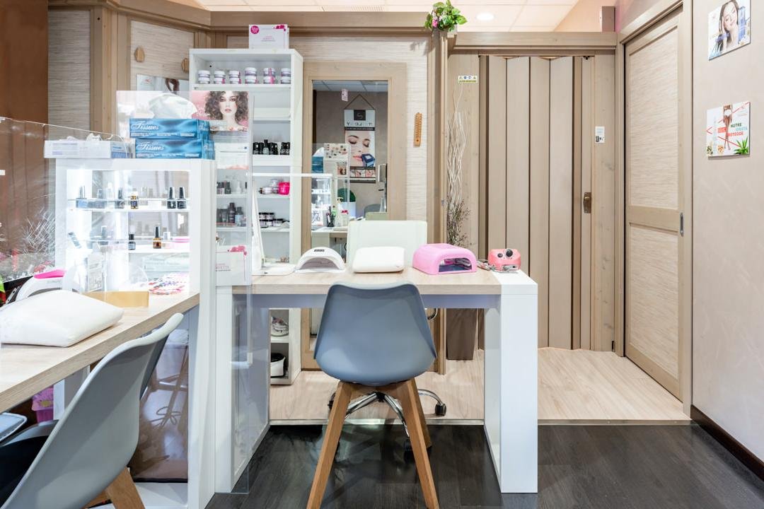 Nails World, Casal Bertone, Roma