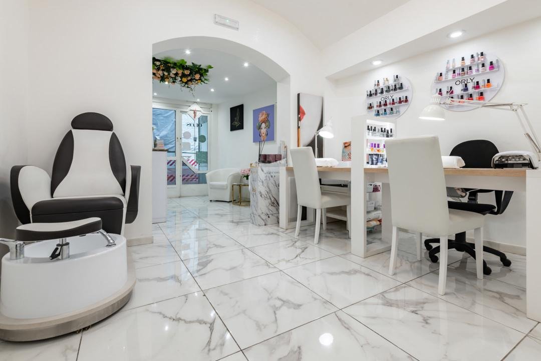 Saya Clinica Delle Unghie, Campania