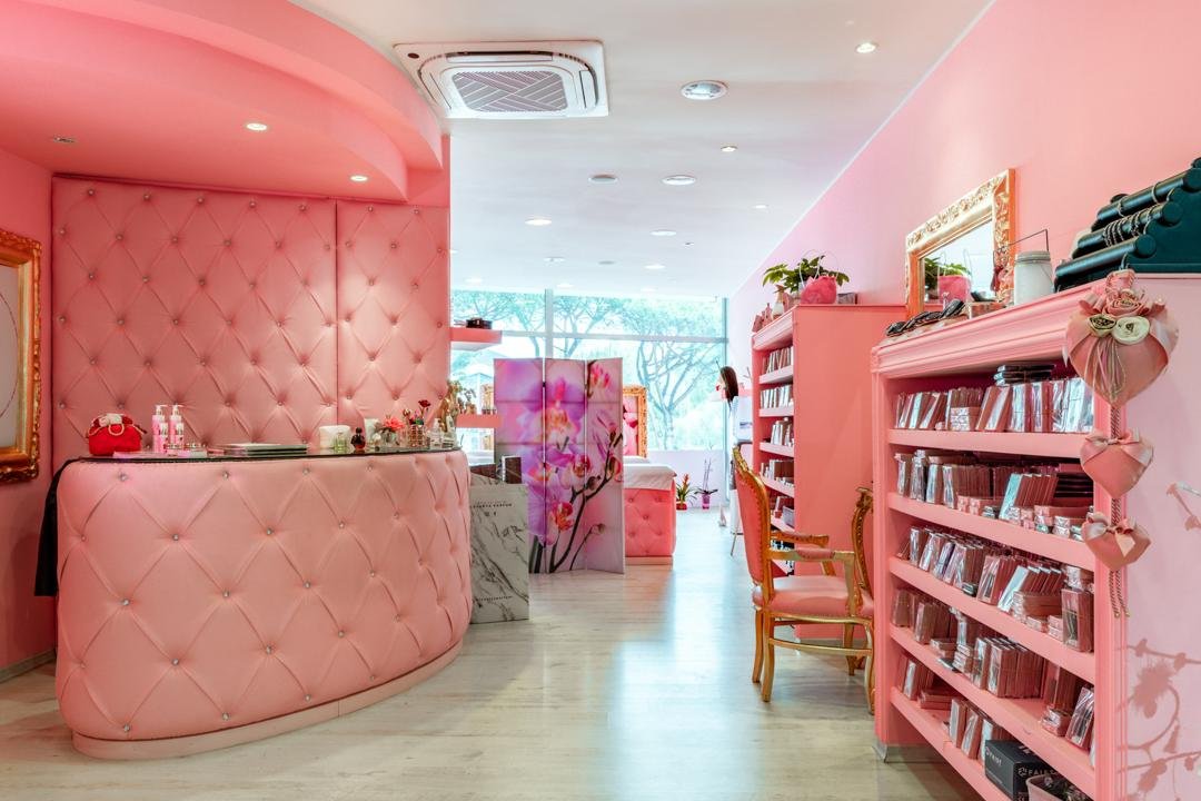 VIP Extension & Beauty Academy, Palocco, Roma