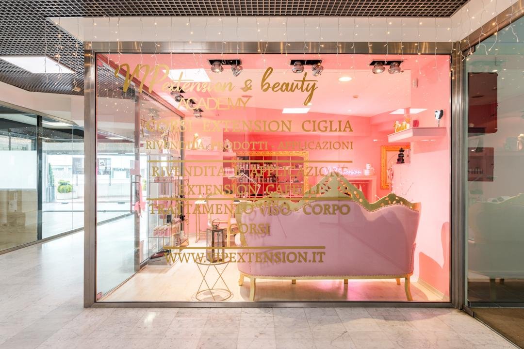 VIP Extension & Beauty Academy, Palocco, Roma